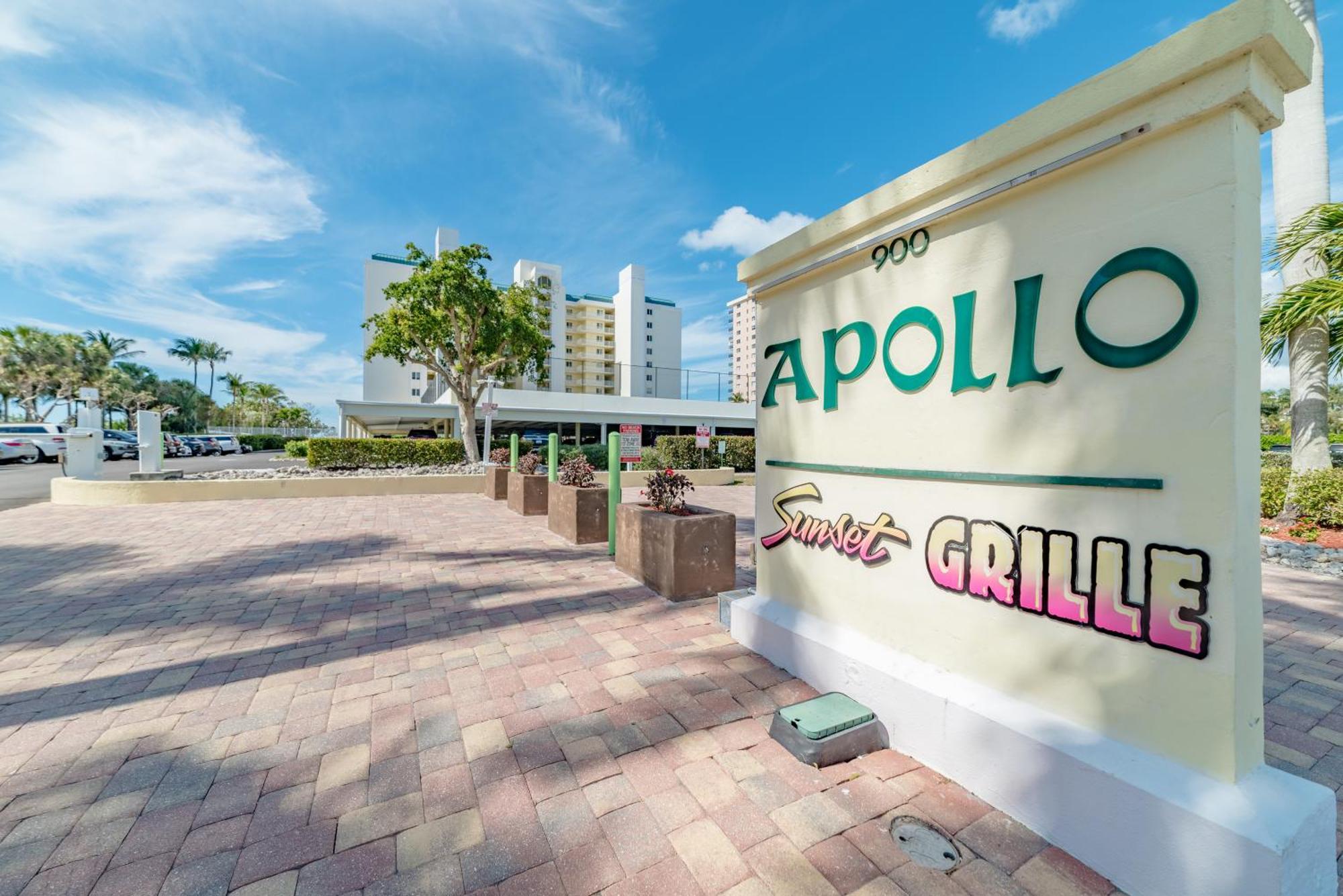 Steps Away From The Soft, White, Sandy Beaches Of Beautiful Marco Island!! Εξωτερικό φωτογραφία